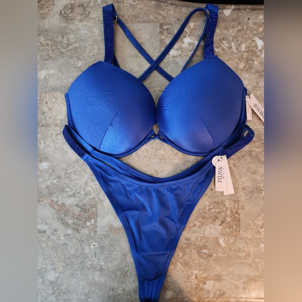 38DD/XXL VS Shine Strap Bombshell Binini Top Shine Strap Thong Bikini Set